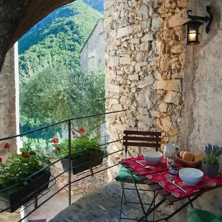 Cassa Di Loggia Stunning Medieval Setting Апартаменты *