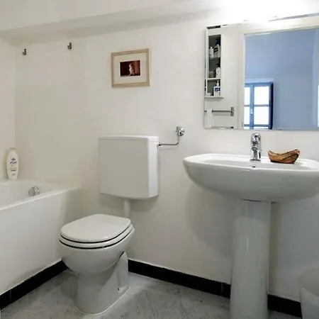 Cassa Di Loggia Sleeps 4 With Pool Apartament Colletta